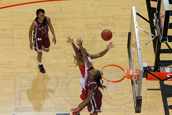 UALR @ Arkansas State Women's Basketball 1-25-14 (©Justin Manning) JWM_0178