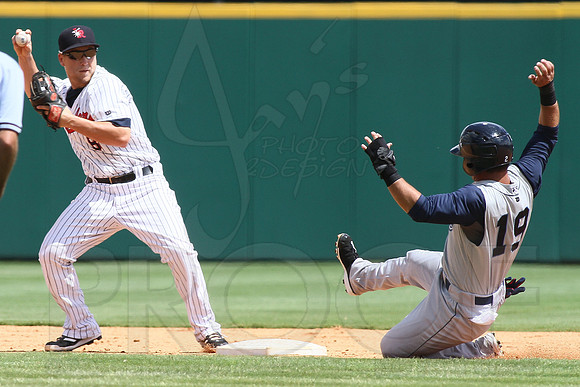Corpus Christi Hooks @ Arkansas Travelers 6-2-13 (© Justin Manning) JWM0205