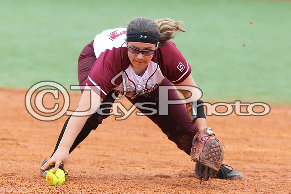 Cabot @ Benton Softball 3-10-2015 (©Justin Manning) JWM_0053