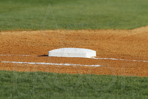 ULM @ Arkansas State baseball 4-19-2014 (© Justin Manning) JWM_0011