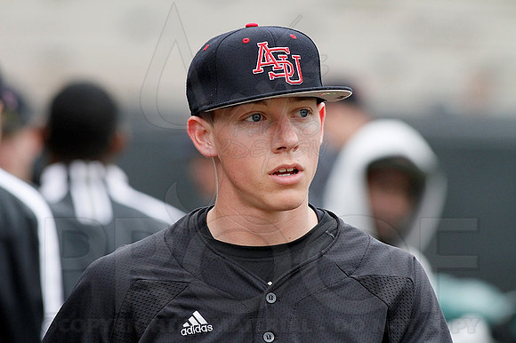 ASU @ UALR baseball 3-17-13 (© Justin Manning) JWM0427