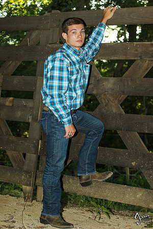 Aaron Weatherford & Zane Rogers Senior Pictures 8-2-16_JWM_0225