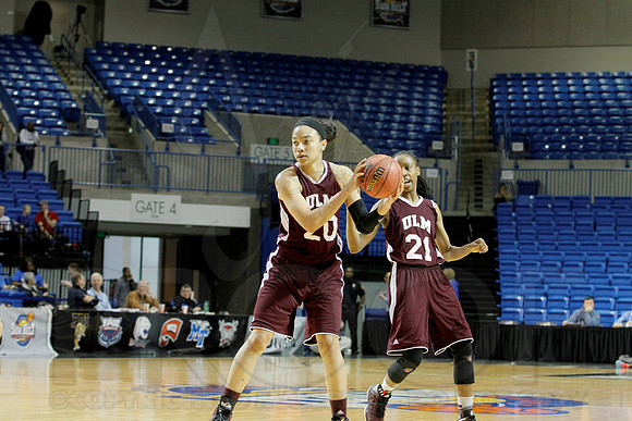 Florida Atlantic vs. UL-Monroe Women's JWM0307 (©Justin Manning)