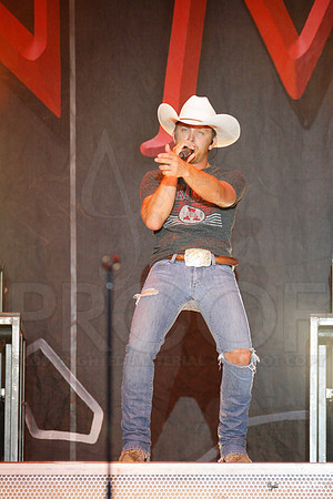 Justin Moore Concert 8-4-12(Justin Manning)041