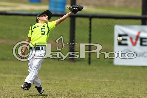 Benton vs. Harrison Cal Ripken t-ball All-Stars 7-10-2015 (©Justin Manning) JWM_0088