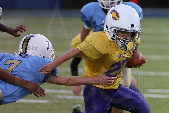 Catholic @ Pulaski Academy (Peewee) 10-14-2014 (©Justin Manning) JWM_0093