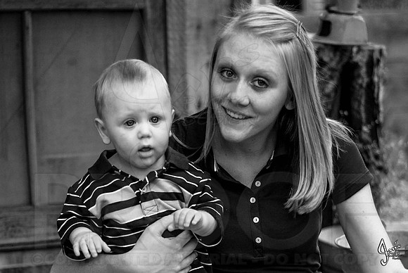 Madison & Kaleb Jacobs 7-7-12 (Justin Manning)060-2