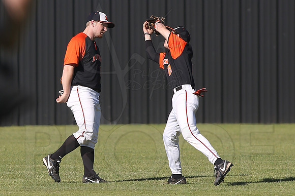 Nashville @ Malvern baseball-softball 4-12-13 JWM0142 (©Justin Manning)
