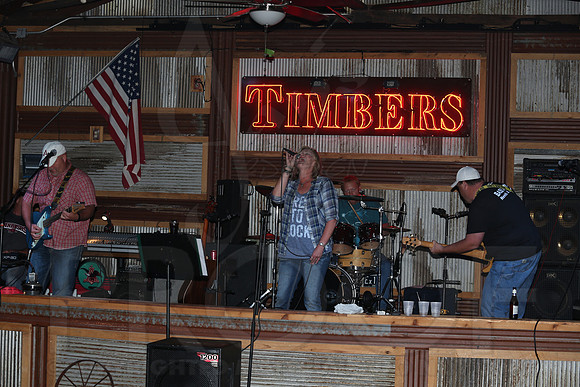 Midnight Hurricanes (Timbers) 9-6-2014 (©Justin Manning) JWM_015