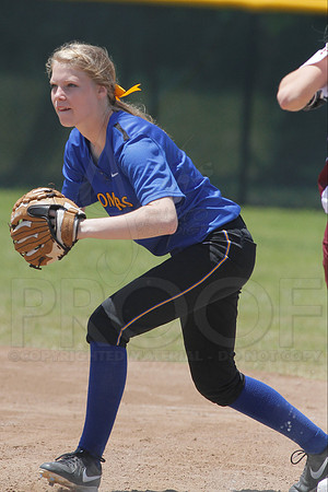 Benton vs. Mountain Home 6A State Softball Playoffs 5-11-13 (© Justin Manning) JWM0086