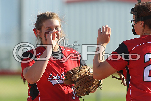 Bauxite @ Harmony Grove softball 4-21-2015 (©Justin Manning) JWM_0316