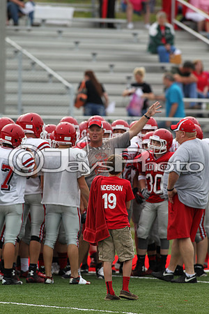 Glen Rose towel game (preseason football red-white game) 5-28-2015 (©Justin Manning) JWM_0050