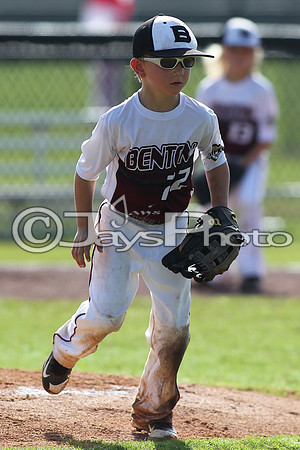 Benton vs. Cabot Cal Ripken t-ball All-Stars 7-10-2015 (©Justin Manning) JWM_0004