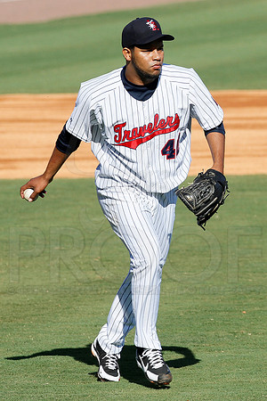 NW Arkansas Naturals @ Arkansas Travelers 4-21-12(Justin Manning)001