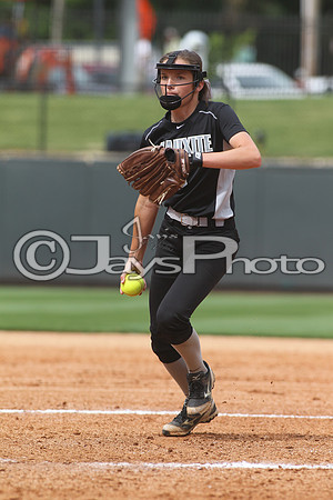 4A State Softball Finals Bauxite vs. Mena 5-22-2015 (©Justin Manning) JWM_0303