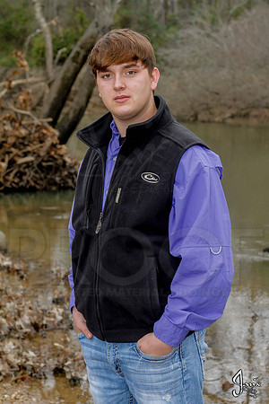Austin Hicks senior pictures 12-29-13 (�Justin Manning) (�Justin Manning) (�Justin Manning) JWM_0026