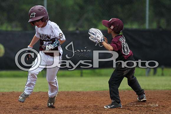 Benton (Cobb) vs. Benton 5-6 year old All-Stars 6-14-2015 (©Justin Manning) JWM_0058
