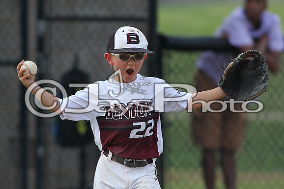 Benton vs. Hamburg 6 year old All Stars 6-29-2015 (©Justin Manning) JWM_0107
