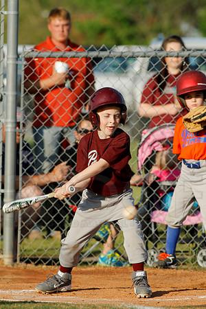 Panthers @ Mets 5-6 year old baseball 4-22-2014 (© Justin Manning) JWM_0119