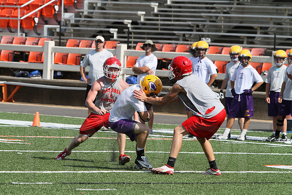 1st Annual James King 7 on 7 (Malvern) (� Justin Manning) JWM0102