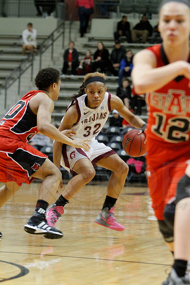 ASU @ UALR 3-2-130106 (©Justin Manning)