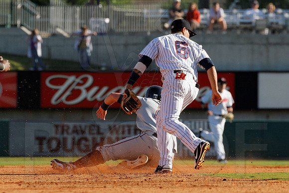 NW Arkansas Naturals @ Arkansas Travelers 4-21-12(Justin Manning)145