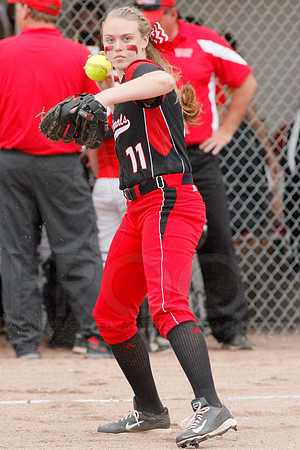 Harmony Grove @ Glen Rose softball 3-31-2014 (© Justin Manning) JWM_0083