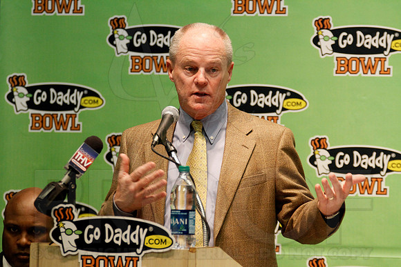 Go Daddy Press Conference (Larry the Cable Guy) & Mayor Luncheon 1-4-13 (Justin Manning)0127