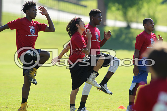 Tyrell Johnson Football Camp 6-10-17_JWM00138