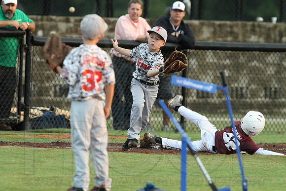 Benton vs. Madison County 8 year olds (Pastiche magazine) 7-18-2014 (©Justin Manning) JWM_024