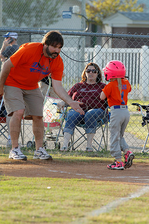Panthers @ Mets 5-6 year old baseball 4-22-2014 (© Justin Manning) JWM_0200