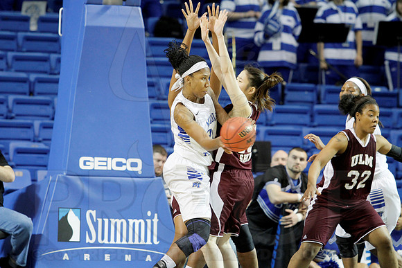 Middle Tennessee vs ULM  Women's 3-9-13 JWM0235 (©Justin Manning)