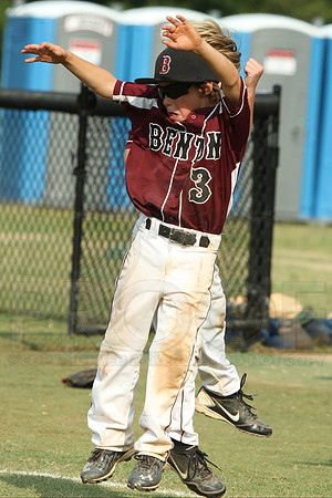 Benton-Midkiff vs. Bryant-Griffin 8 year old (Cal Ripken) 7-20-2014 (©Justin Manning) JWM_413