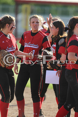 Bauxite @ Harmony Grove softball 4-21-2015 (©Justin Manning) JWM_0344