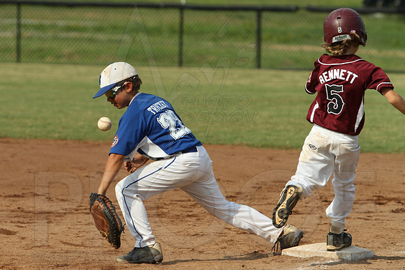 Benton-Midkiff vs. Bryant-Griffin 8 year old (Cal Ripken) 7-20-2014 (©Justin Manning) JWM_349