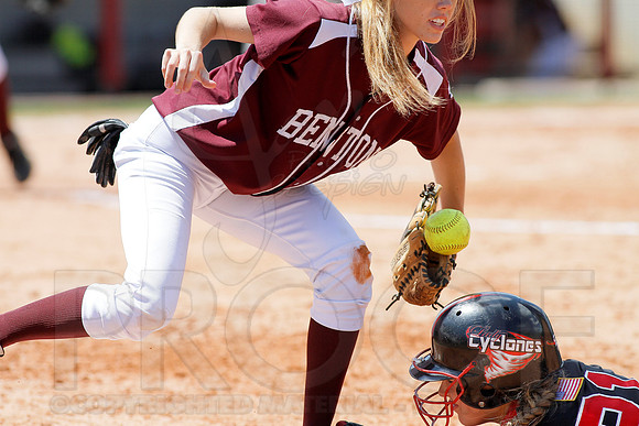 6A Benton vs Russellville State Finals 5-17-13 (© Justin Manning) JWM0180