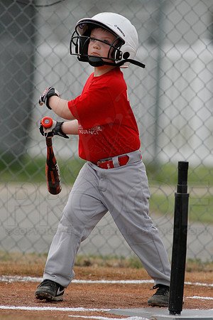 Phillies vs. Razorbacks 5-6 year old baseball 4-3-2014 (© Justin Manning) JWM_0099
