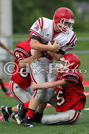 Glen Rose towel game (preseason football red-white game) 5-28-2015 (©Justin Manning) JWM_0108