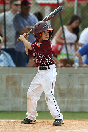 Benton-Midkiff vs. Bryant-Griffin 8 year old (Cal Ripken) 7-20-2014 (©Justin Manning) JWM_037