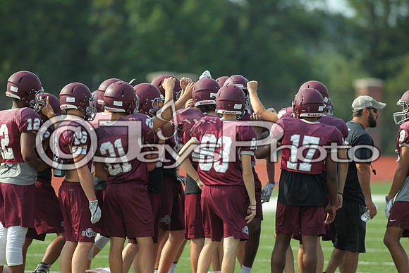 Benton Football Practice 8-4-17_JWM00082