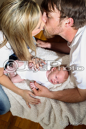 Jonathan Keston Ray newborn pictures 3-30-2015 (©Justin Manning) JWM_0114