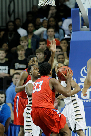 Jonesboro vs. Little Rock Parkview 6A State Boys State Finals 3-15-2014 (© Justin Manning) JWM_0065