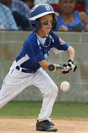 Benton-Midkiff vs. Bryant-Griffin 8 year old (Cal Ripken) 7-20-2014 (©Justin Manning) JWM_097