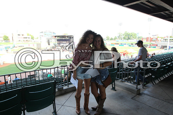 Jake Owen concert 6-16-18_0039