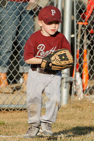 Panthers @ Mets 5-6 year old baseball 4-22-2014 (© Justin Manning) JWM_0157