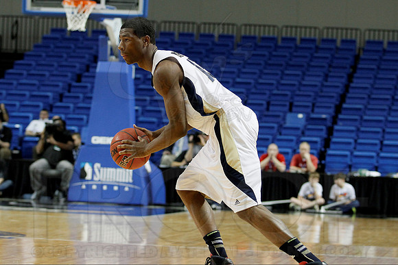 FIU vs WKU Men's 3-11-13 JWM0111 (© Justin Manning)
