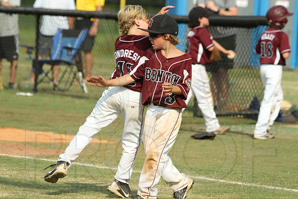 Benton-Midkiff vs. Bryant-Griffin 8 year old (Cal Ripken) 7-20-2014 (©Justin Manning) JWM_407