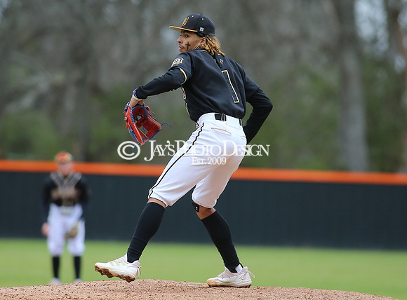 Dequeen @ Malvern baseball 3-18-22_JWM_0124