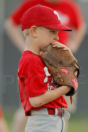Phillies vs. Panthers 5-6 year old 5-6-2014 (© Justin Manning) JWM_0119
