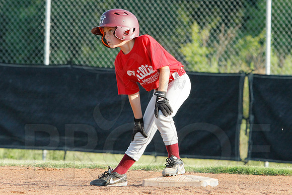 Phillies vs. Razorbacks 5-6 year old baseball 6-3-2014 (© Justin Manning) JWM_0136